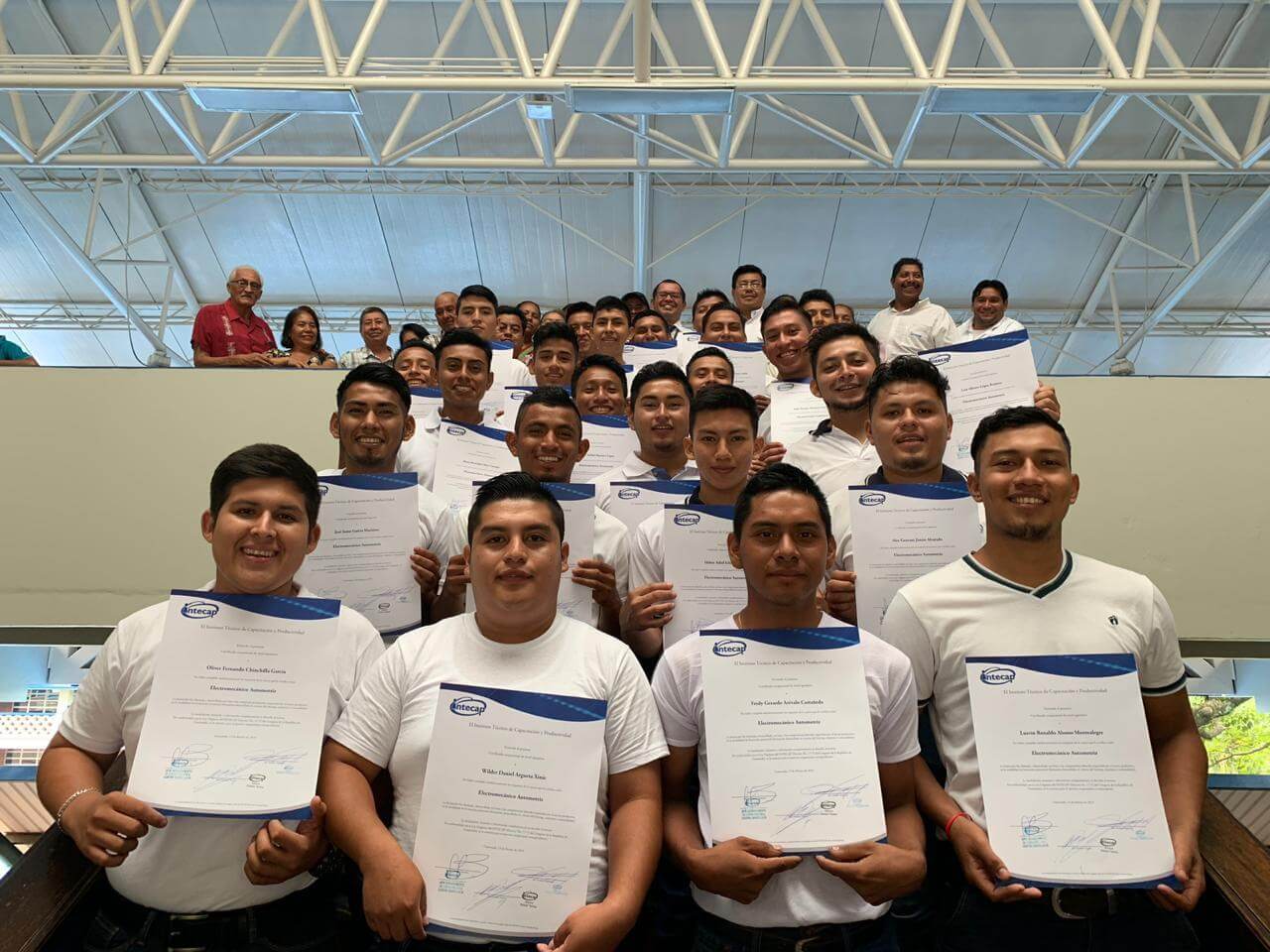 Más de 2700 Jóvenes se han graduado en el Programa «Oportunidades de Estudio» de la Agroindustria de la Caña de Azúcar