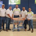 Ingenios donan escritorios para escuelas en Tiquisate