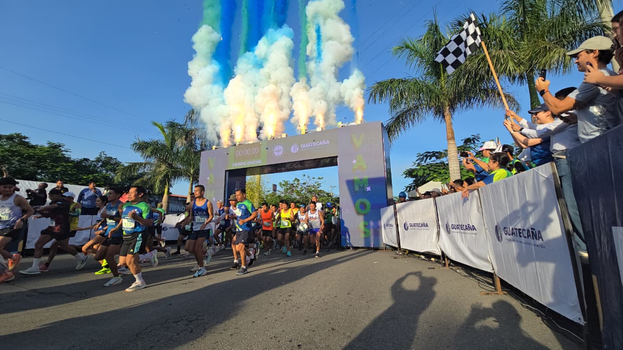 Más de 3,000 corredores participaronen la Carrera del Azúcar