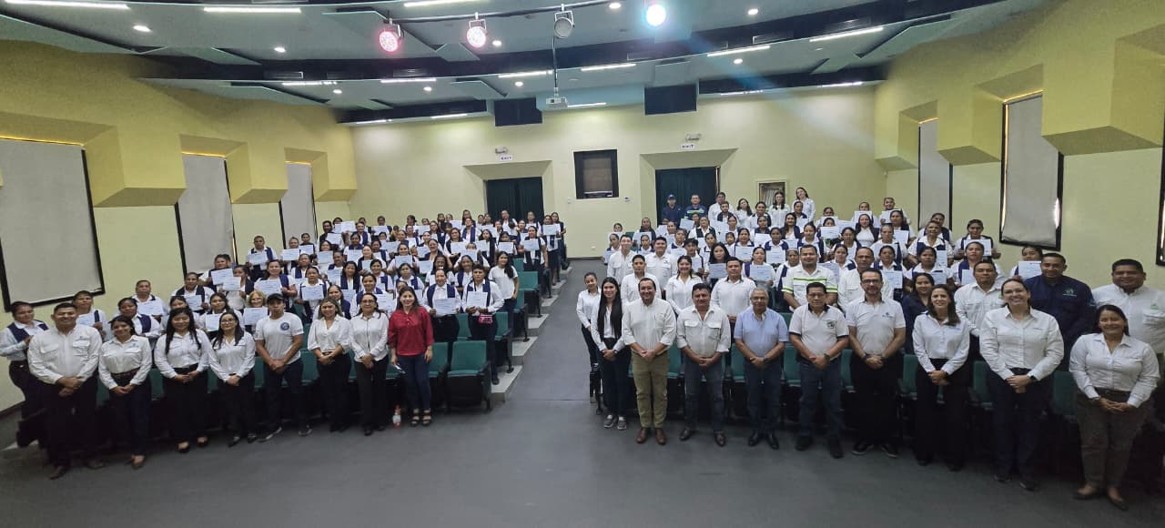 Guatecaña graduará a más de 1,500 mujeres en 2026