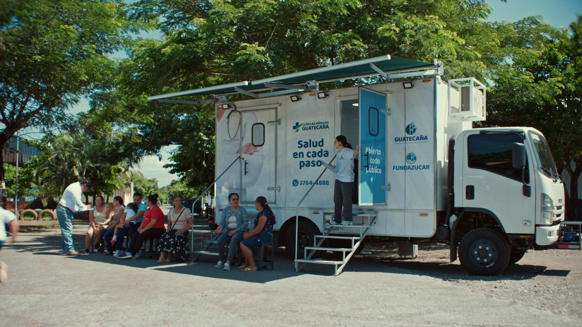 Clínicas Médicas de Guatecaña acercan servicios de salud preventiva y especializada a las comunidades de la Costa Sur