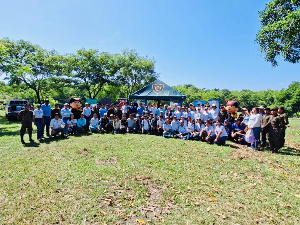 Jornada de reforestación de la Comisión Forestal de la Mesa Técnica de la Cuenca del Río Achiguate.