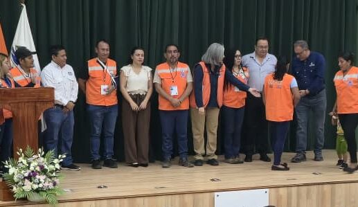 Personas de Escuintla, Suchitepéquez, Santa Rosa y Retalhuleu durante la actividad de juramentación de las Coordinadoras Locales para la Reducción de Desastres en Cengicaña.